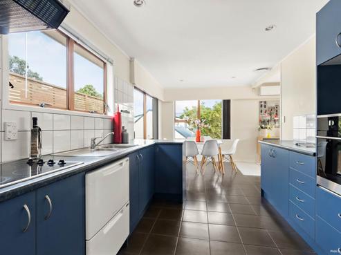 38 Kelman Road, Kelston