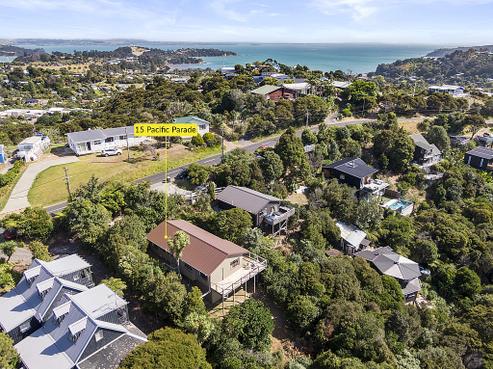 15 Pacific Parade, Surfdale