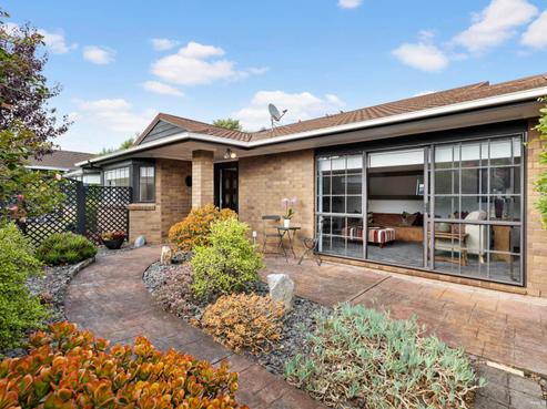 10 Millhouse Drive, Northpark