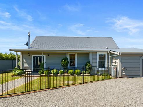99 Jellicoe Street, Martinborough