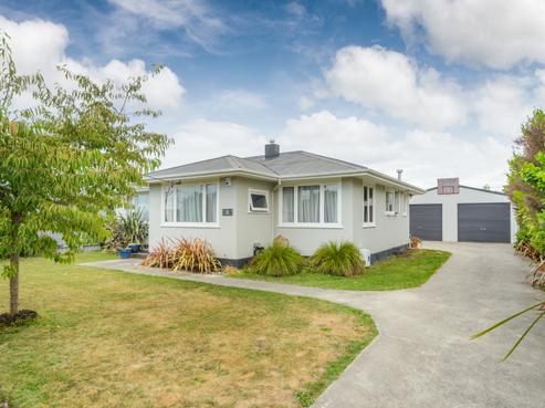 12 Monckton Street, Feilding