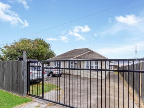 45 Fisher Crescent, Otara