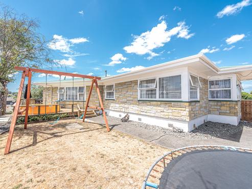 18A Lincoln Road, Springvale
