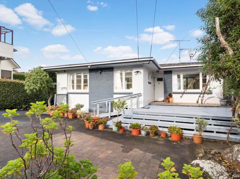 157 Saint Johns Road, Saint Johns