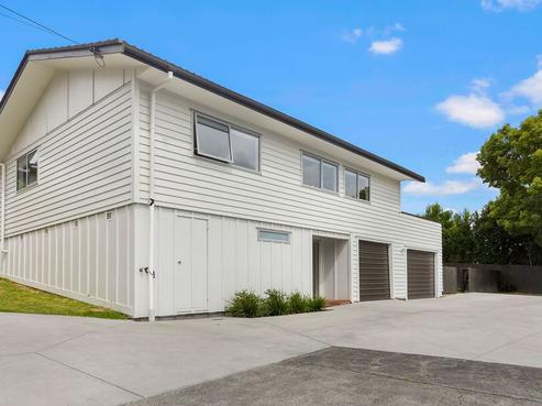 2/61A Target Road, Totara Vale