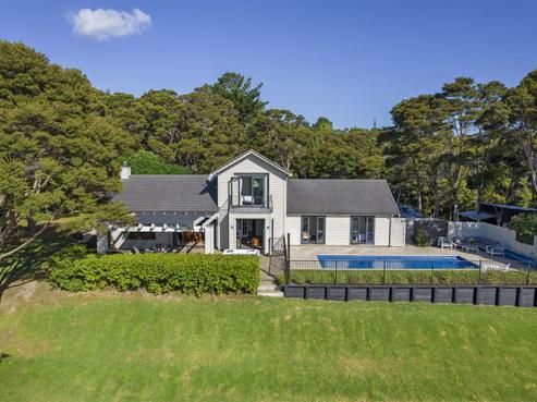 251 Kaipara Road, Papakura