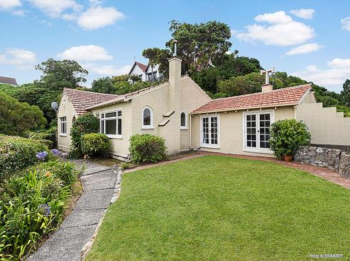 81 Awa Road, Seatoun