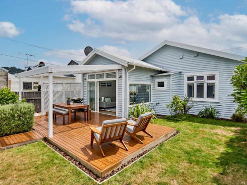 132 Rongotai Road, Kilbirnie