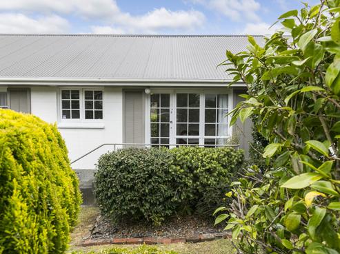 5 Thurleigh Grove, Karori