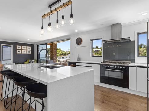 27A Pinebrook Lane, Maraetai