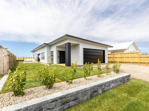 72 Aratapu Street, Waitara
