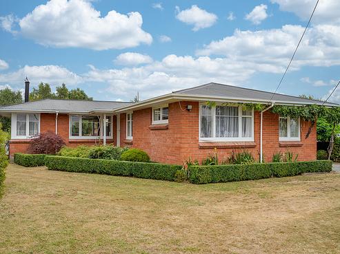 8 New York Street, Martinborough