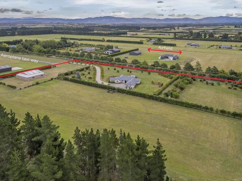 1 Aviation Avenue, Fernside