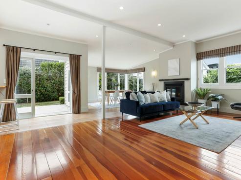 4 Woodhall Road, Epsom