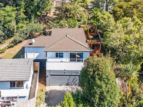 2/81 Spinella Drive, Bayview