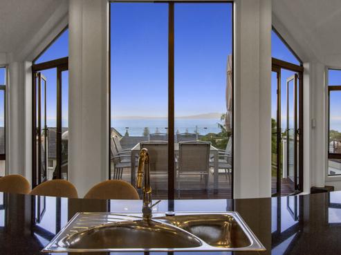 839 Beach Road, Browns Bay