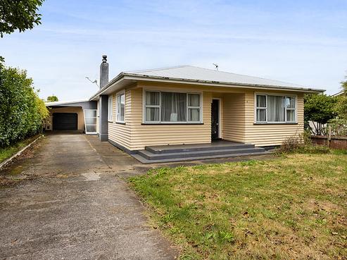8 Egmont Street, Kaponga