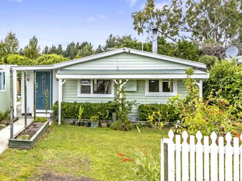 19 Penfold Square, Leithfield