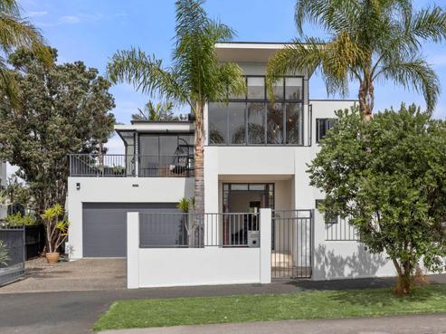 15 Hamana Street, Narrow Neck