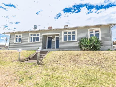 32 Aotea Street, Castlecliff