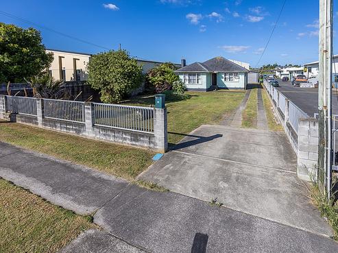 28 Tironui Road, Takanini