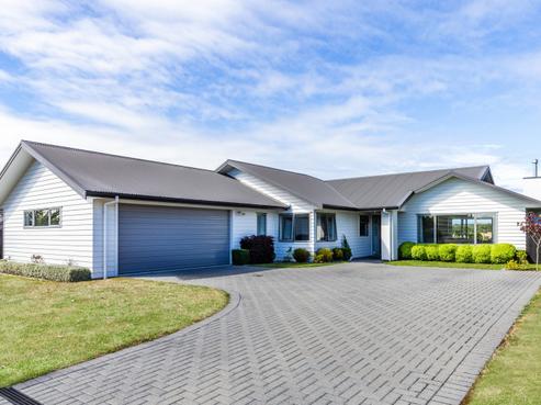 15 Red Setter Grove, Nukuhau