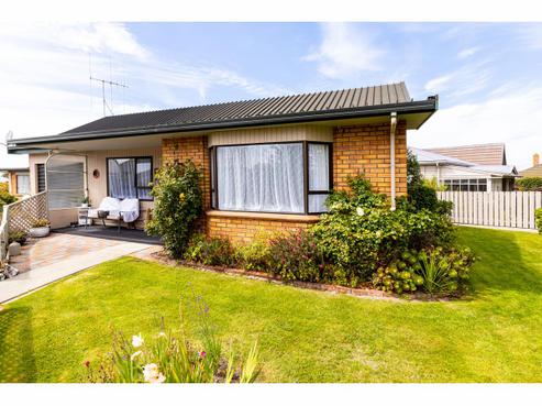 1/89 Avenue Road, West End