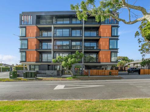 205/2 Miller Street, Point Chevalier