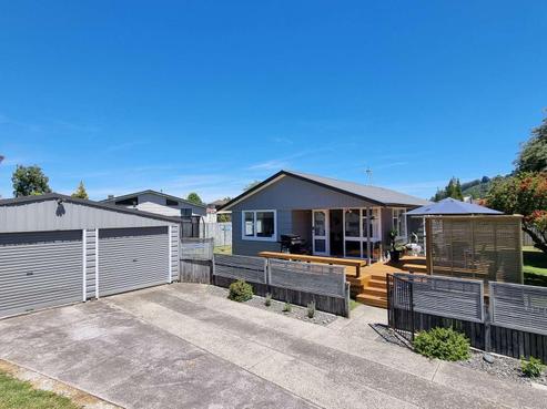 91 Aquarius Drive, Kawaha Point