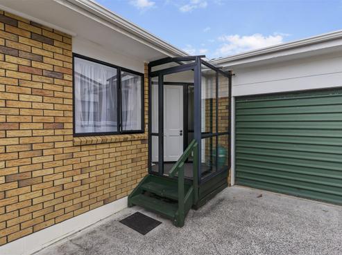 69C Moore Street, Howick