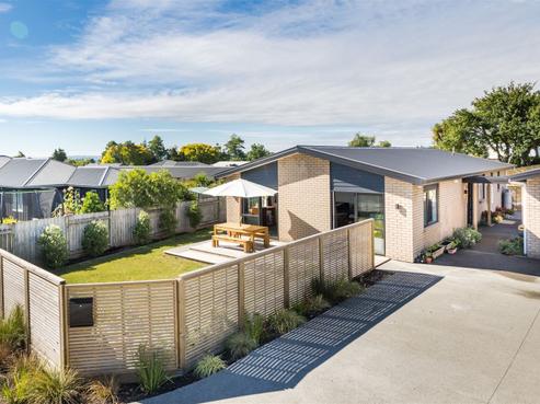 5 Poplar Grove, Feilding
