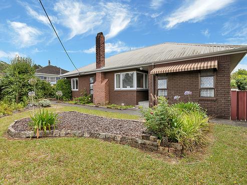 94 Anzac Road, Morningside