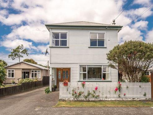 79 Russell Street, Westport