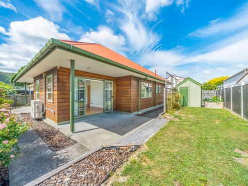 2/9 Mcdonald Street, Taita