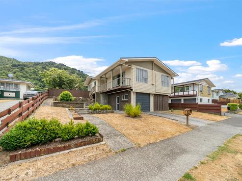 178 California Drive, Totara Park