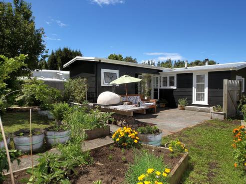 11 Kuku Street, Te Awanga
