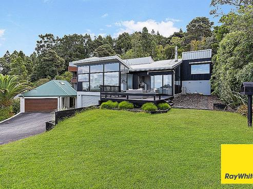 52 Takahe Road, Titirangi