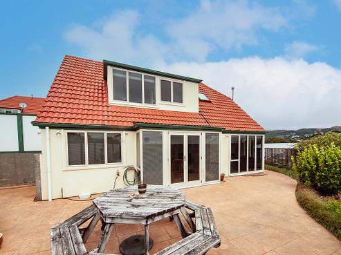 105C Helston Road, Paparangi