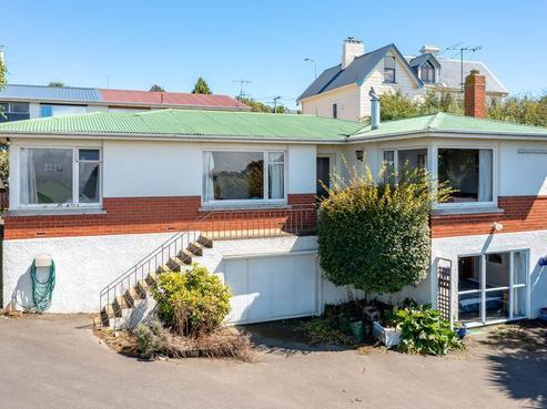 36 Galloway Street, Mornington