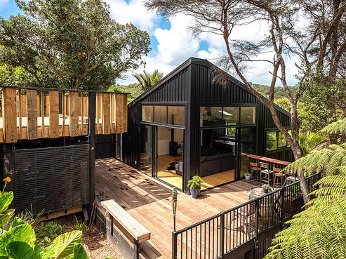 110 Waiheke Road, Waiheke Island