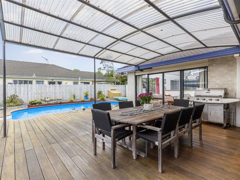 62 Meadowland Drive, Somerville