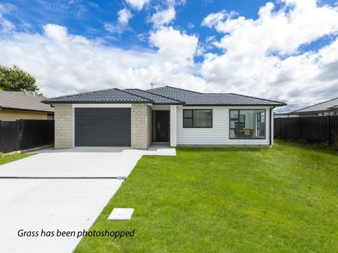 8 Passchendaele Grove, Trentham