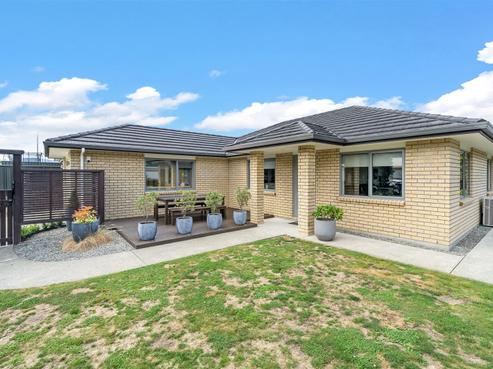3 Quartz Place, Brown Owl