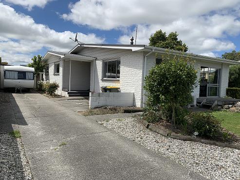 16 Centennial Avenue, Balclutha