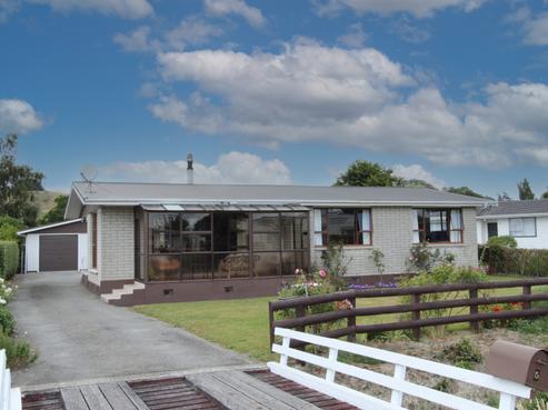 5 Huxley Street, Pahiatua