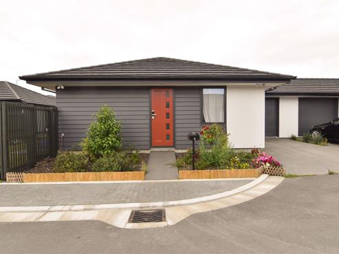 9 Rosa Lane, Hornby