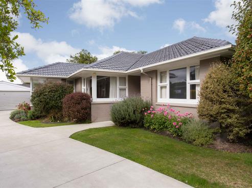 10 Burnside Crescent, Burnside