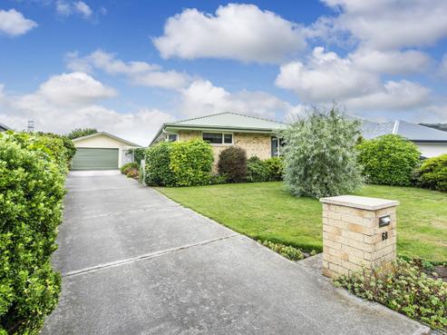 68 Mauger Drive, Heathcote Valley