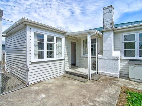 1A Brown Avenue, Carterton