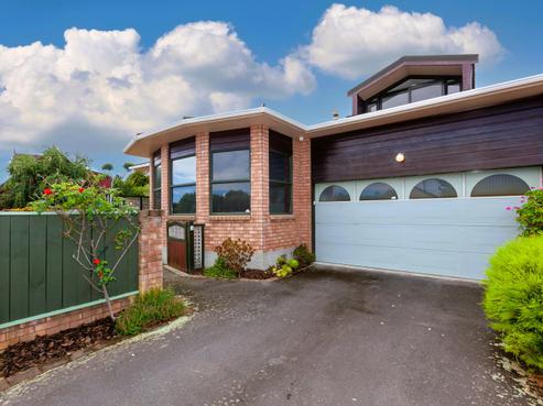 74 Eatwell Avenue, Paraparaumu Beach